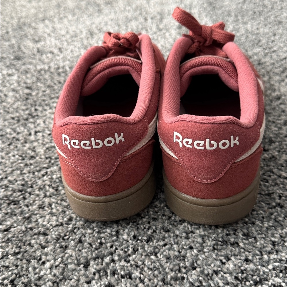 Reebok Sneakers with Gum Sole - Picture 4 of 9